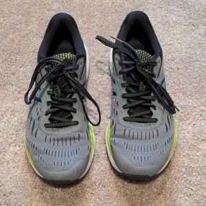 Asics women's guidance line shoe size 8.5